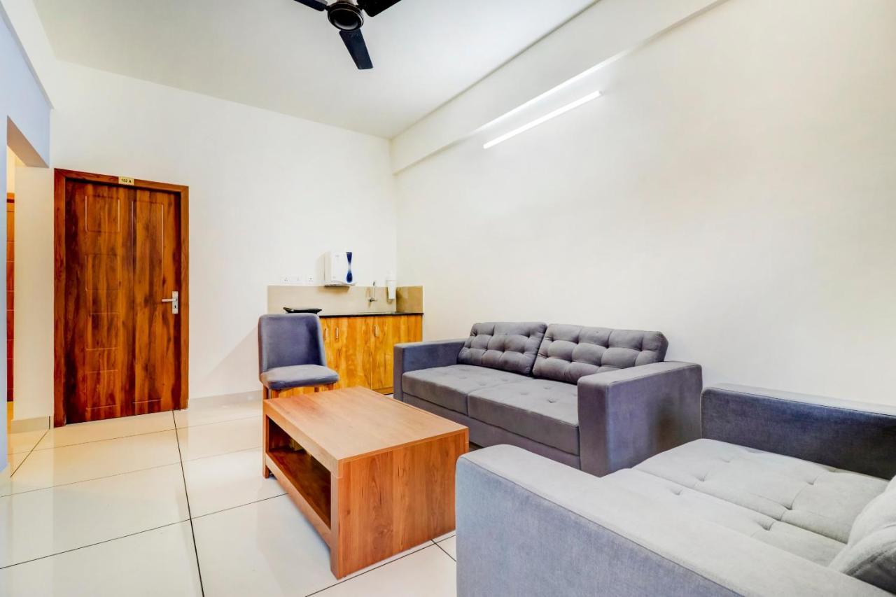 Oyo Home 78041 Luxurious Stay Sastha Homes Kozhikode Bagian luar foto