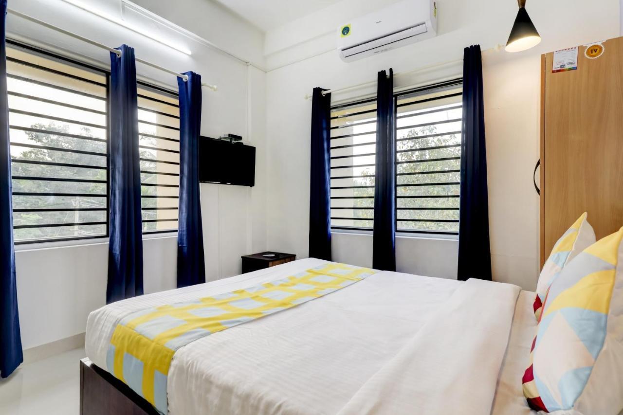 Oyo Home 78041 Luxurious Stay Sastha Homes Kozhikode Bagian luar foto