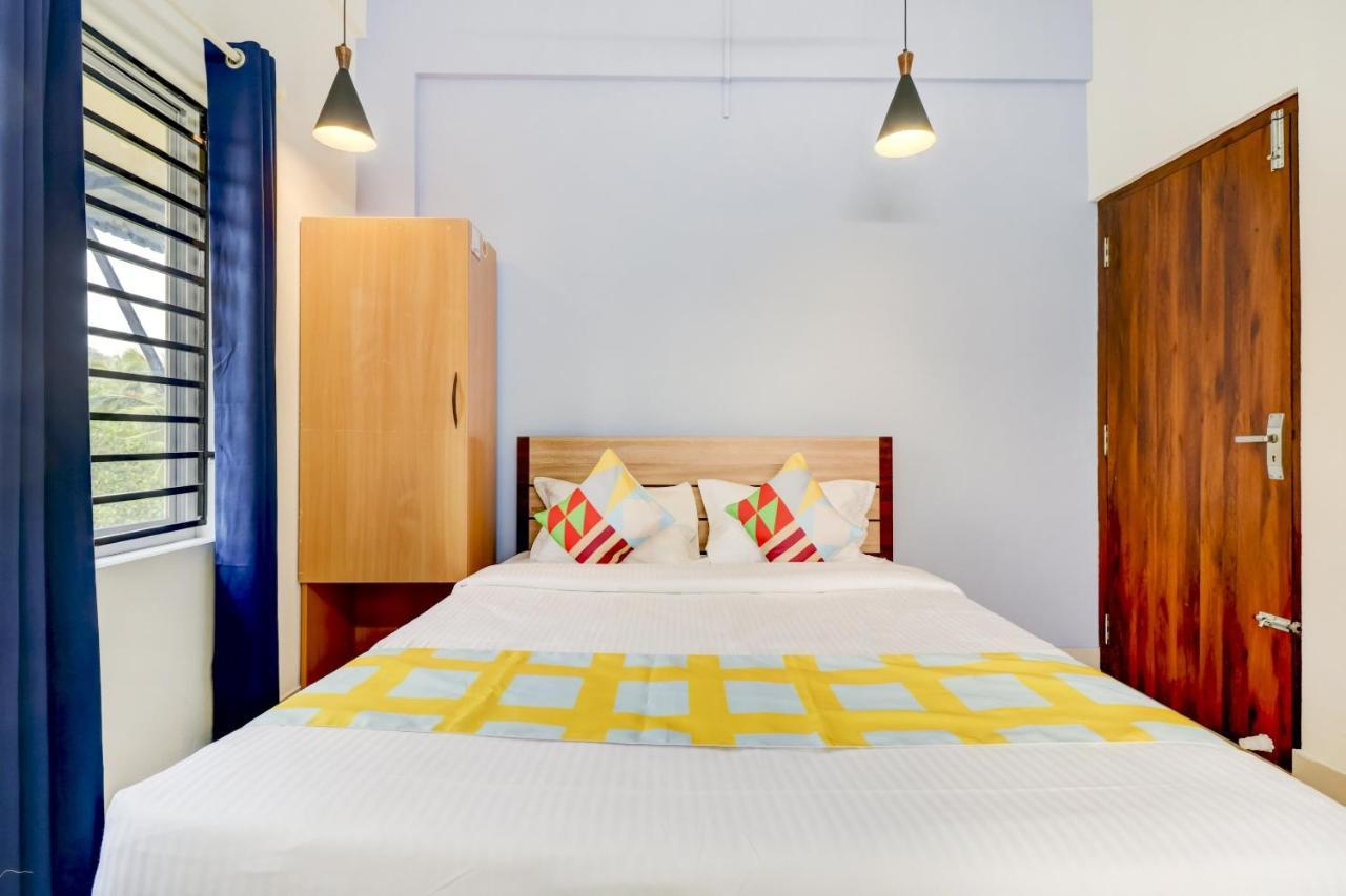 Oyo Home 78041 Luxurious Stay Sastha Homes Kozhikode Bagian luar foto