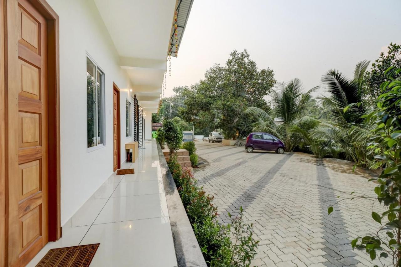 Oyo Home 78041 Luxurious Stay Sastha Homes Kozhikode Bagian luar foto