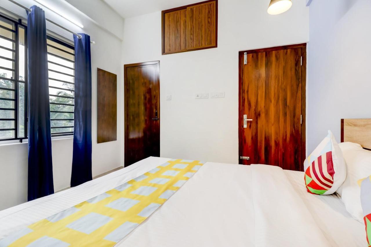 Oyo Home 78041 Luxurious Stay Sastha Homes Kozhikode Bagian luar foto